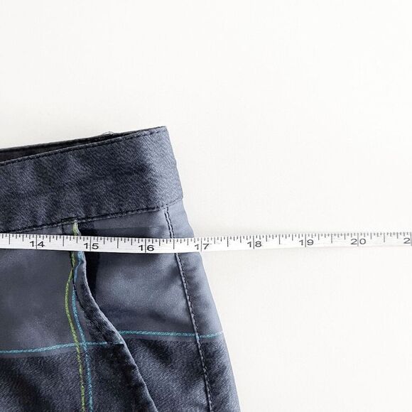 Billabong Men Shorts Platinum Hydro 4-Way Stretch Zip Front Checked Gray Size 31 - Picture 6 of 9